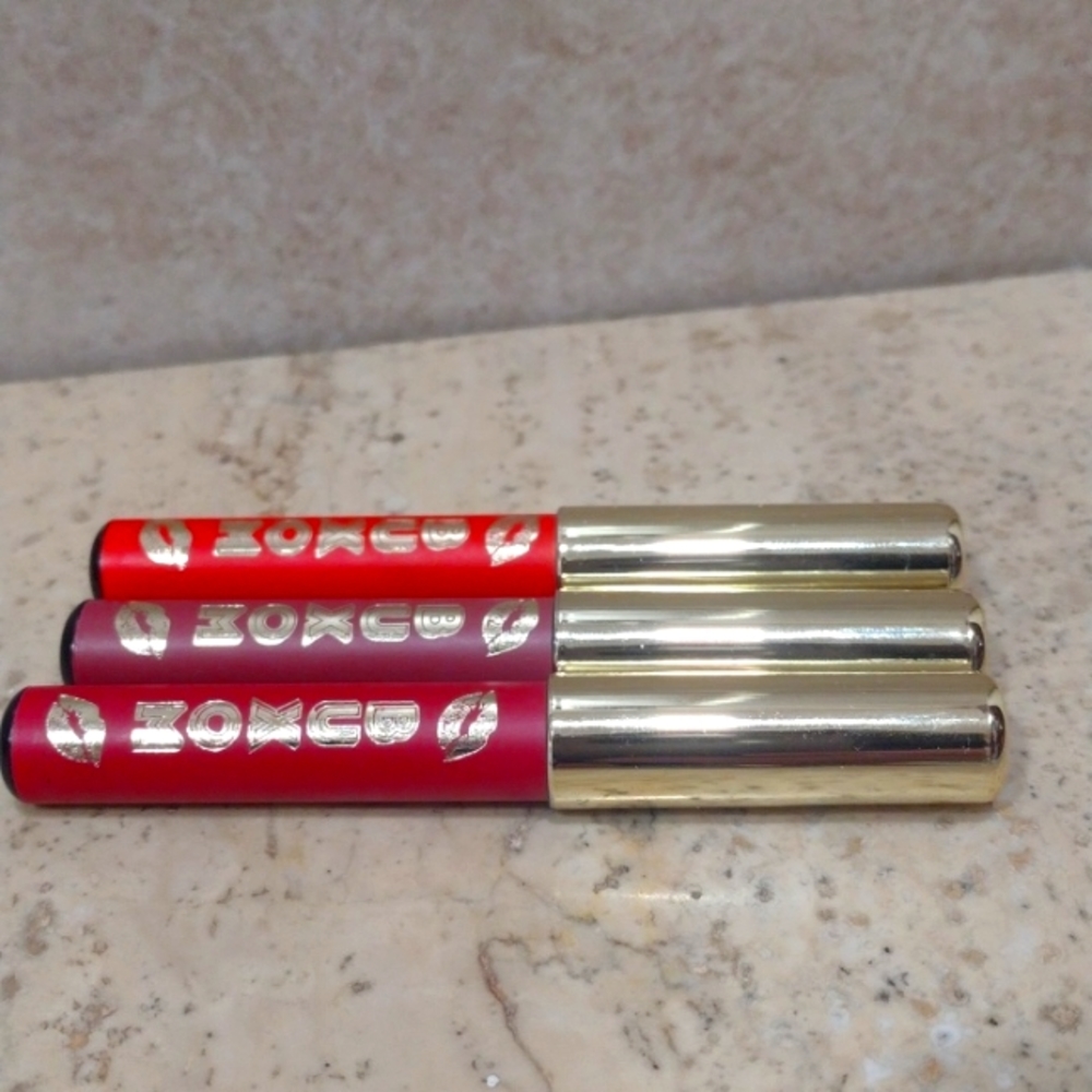 3 mini Buxom lip liners